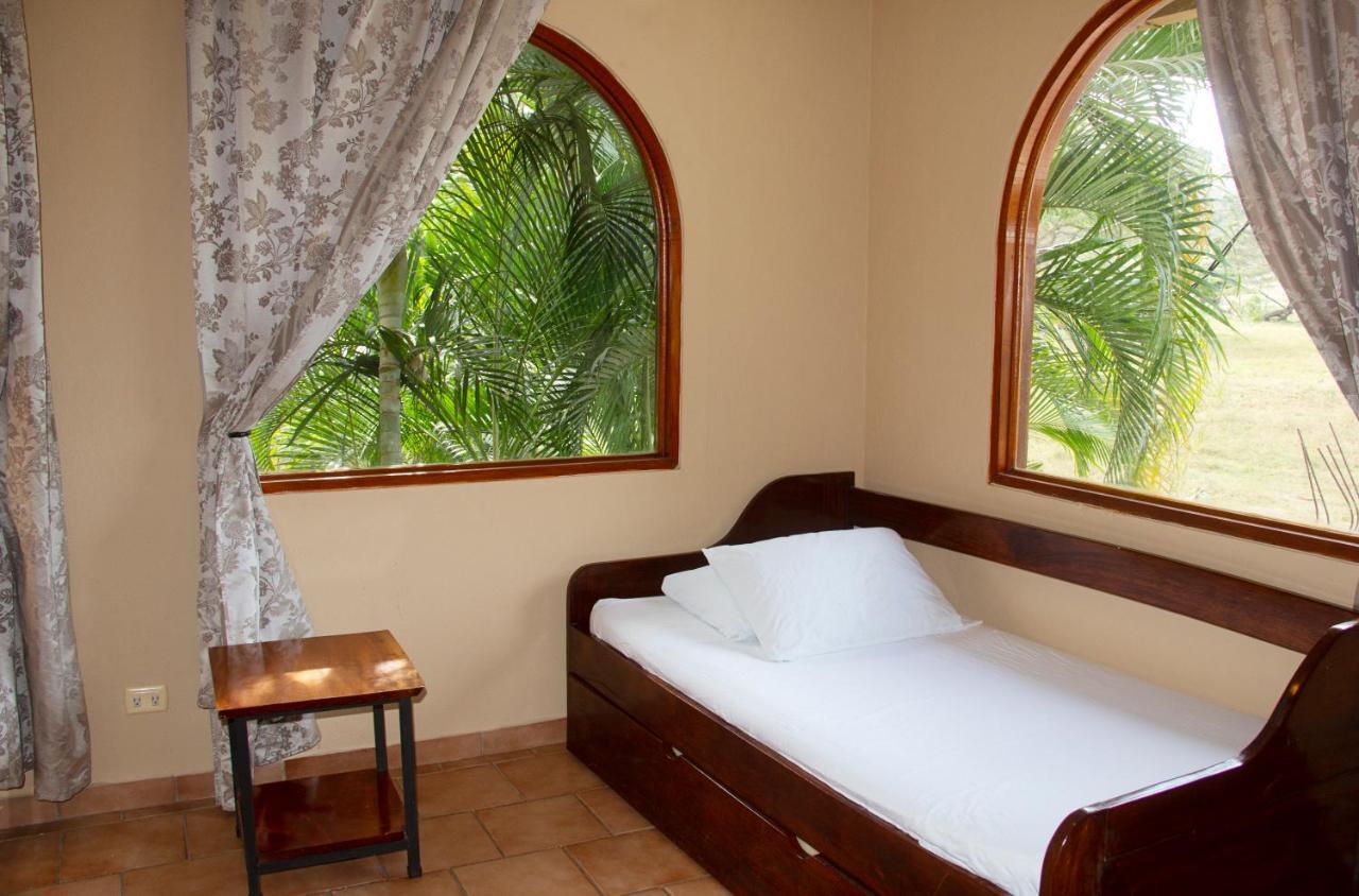 تامبور Hotel Costa Coral المظهر الخارجي الصورة